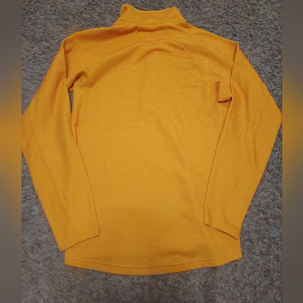 Patagonia Pullover - image 3